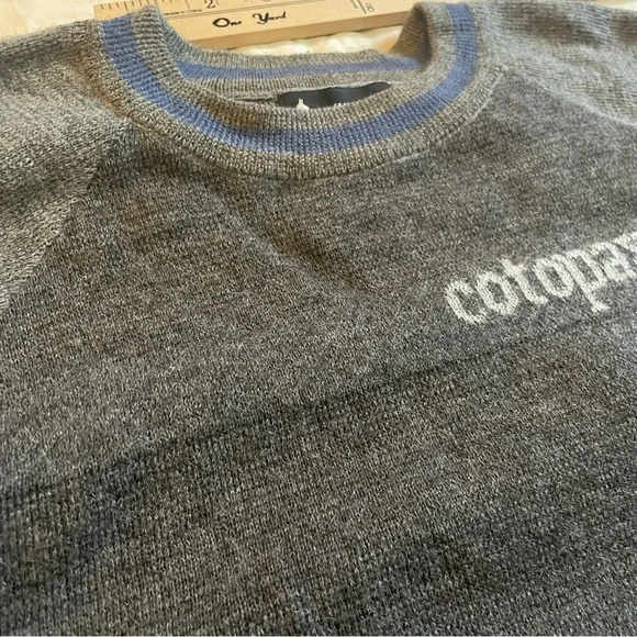 Cotopaxi Crew Neck Wool Gray and Blue Accent Men’s and Women’s Sweater - Picture 9 of 15